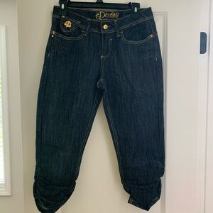 Vintage House Of Derèon dark washed denim capris size 7/8